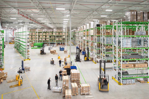 Zuverlässige Versorgung und Logistik